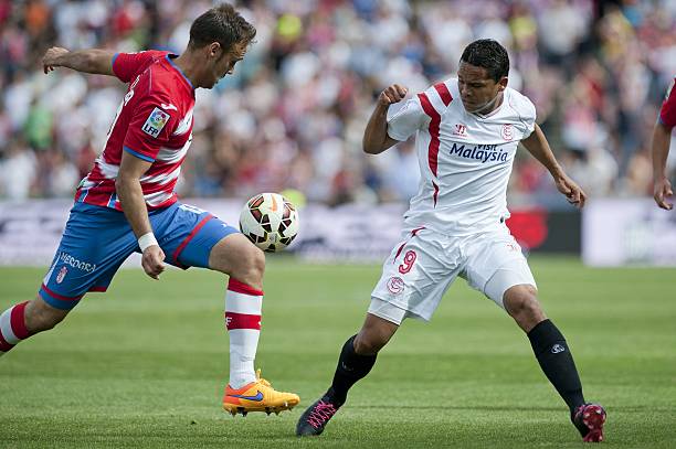 缺席无疑是 缺席无疑是