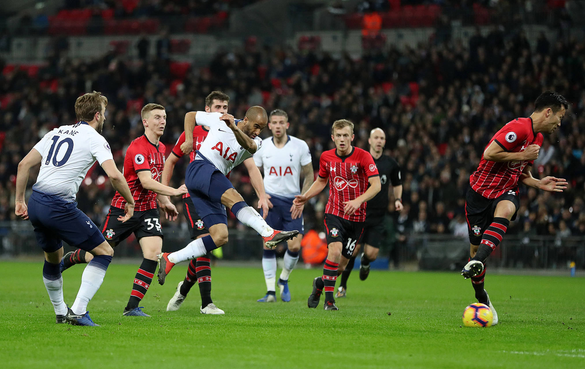 位年轻后卫 位年轻后卫